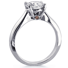 St. Tropez Engagement Ring with Pink Hidden Stones: (/images/Items/106.jpg) St. Tropez,platinum ring,riviera collection,gold ring,hidden diamonds,pink diamonds,engagement rings,diamond engagement rings